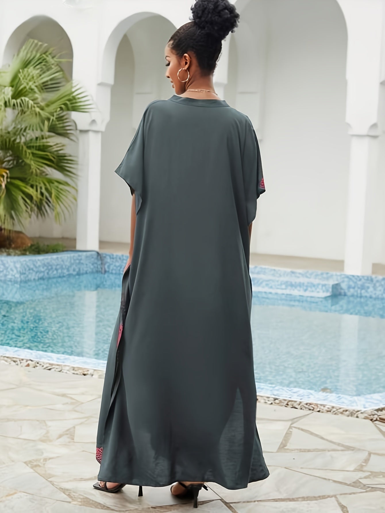Embroidered Batwing Sleeve Kaftan Dress