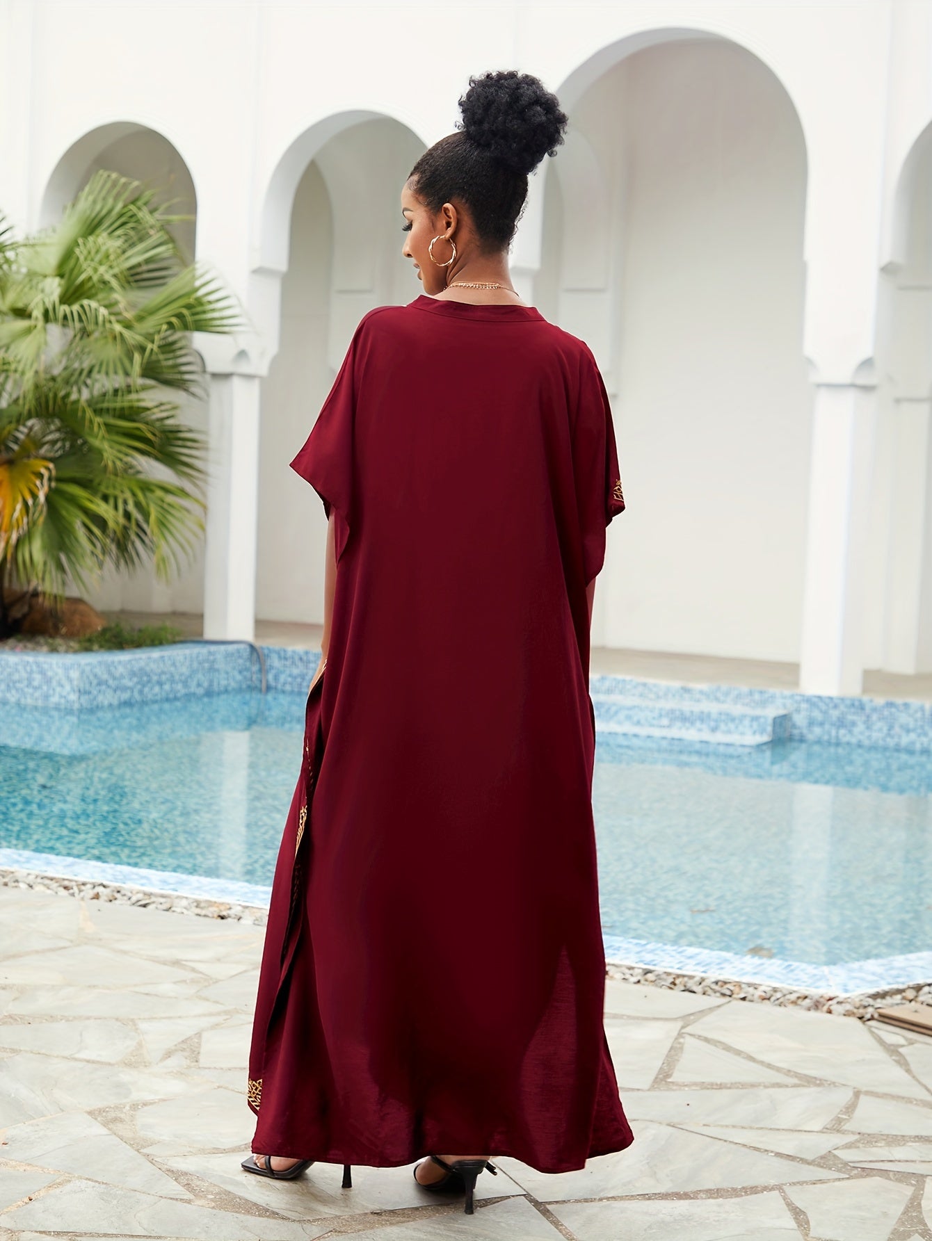 Embroidered Batwing Sleeve Kaftan Dress