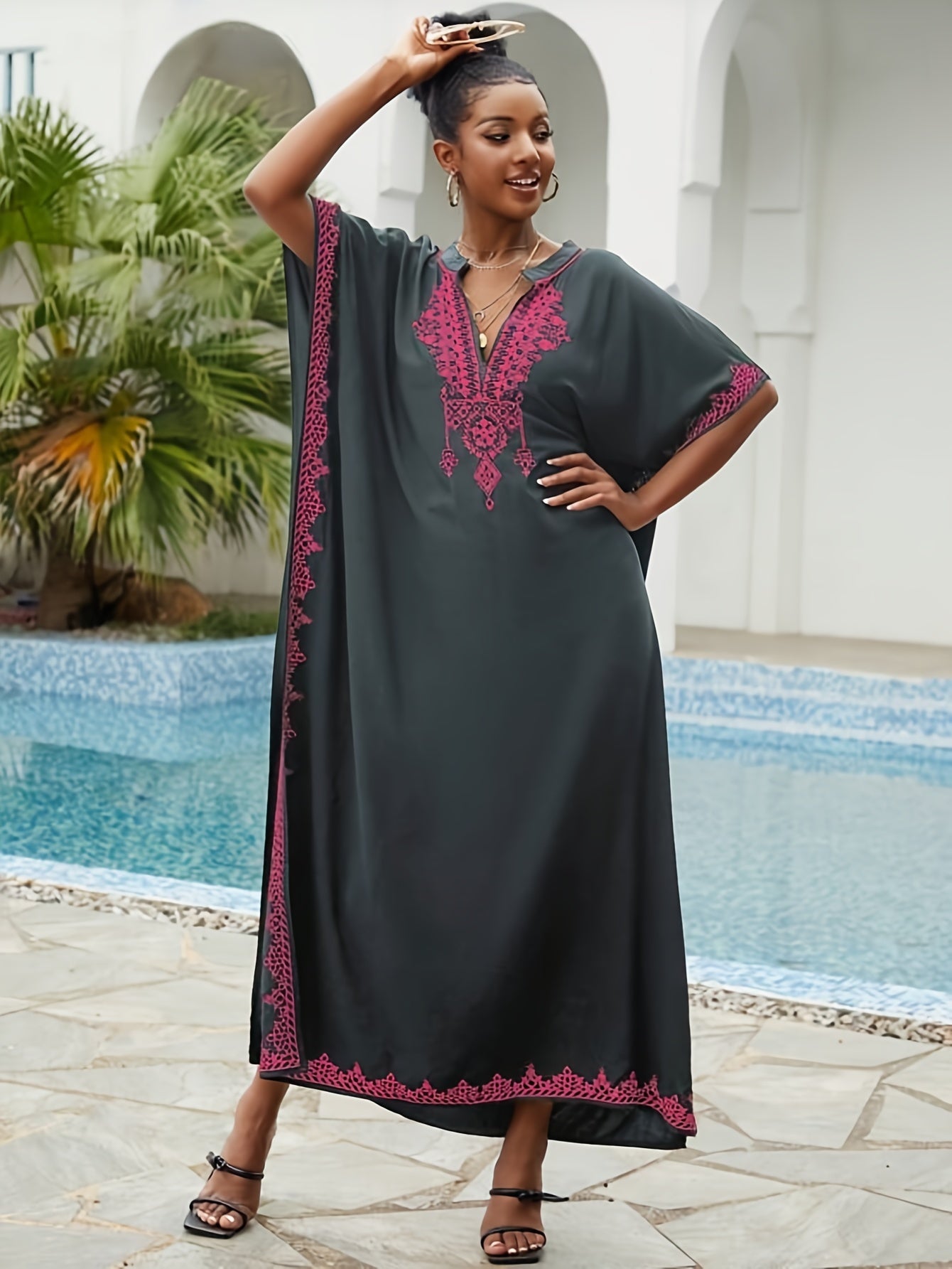 Embroidered Batwing Sleeve Kaftan Dress