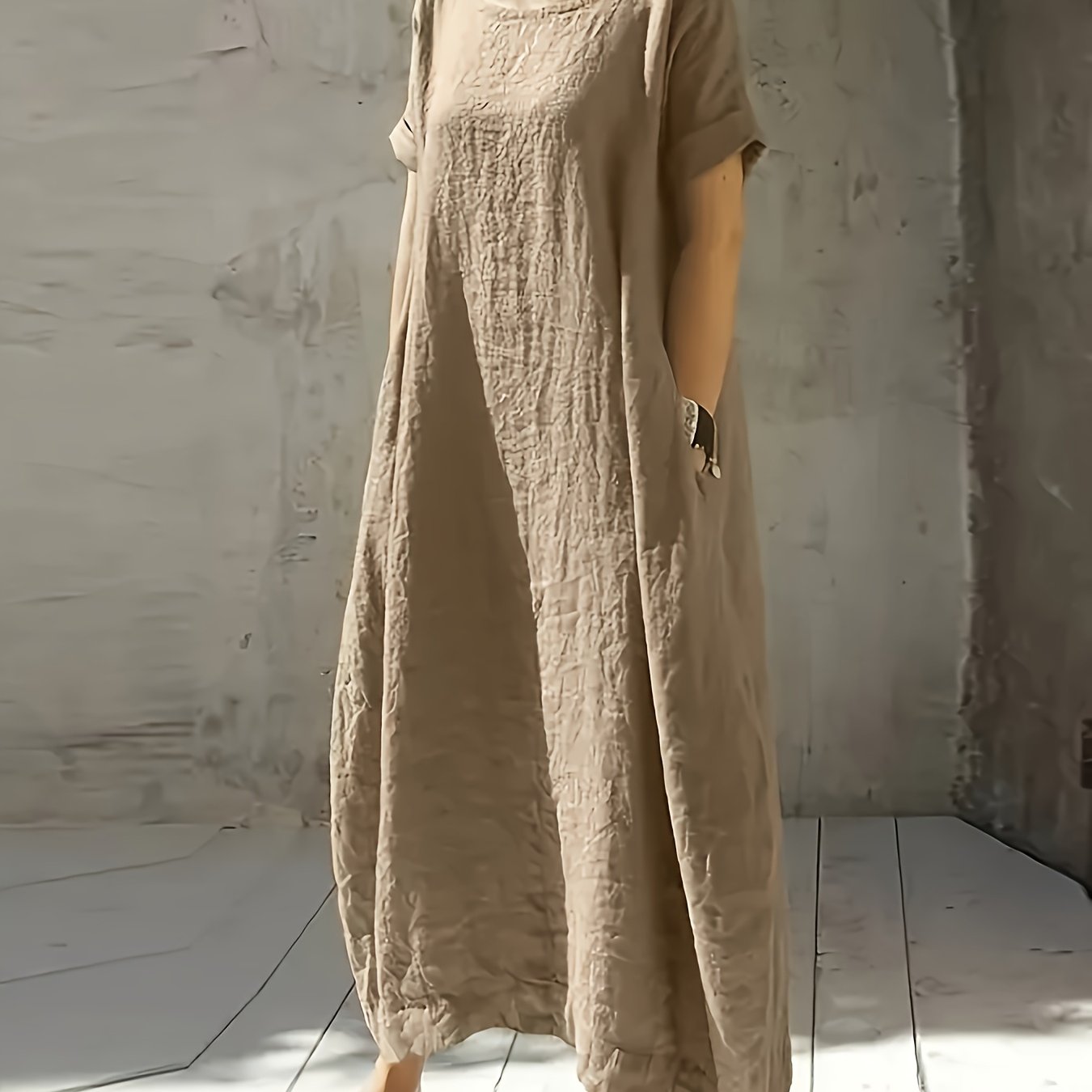 Beige Lightweight Midi Skirt for Casual Outings