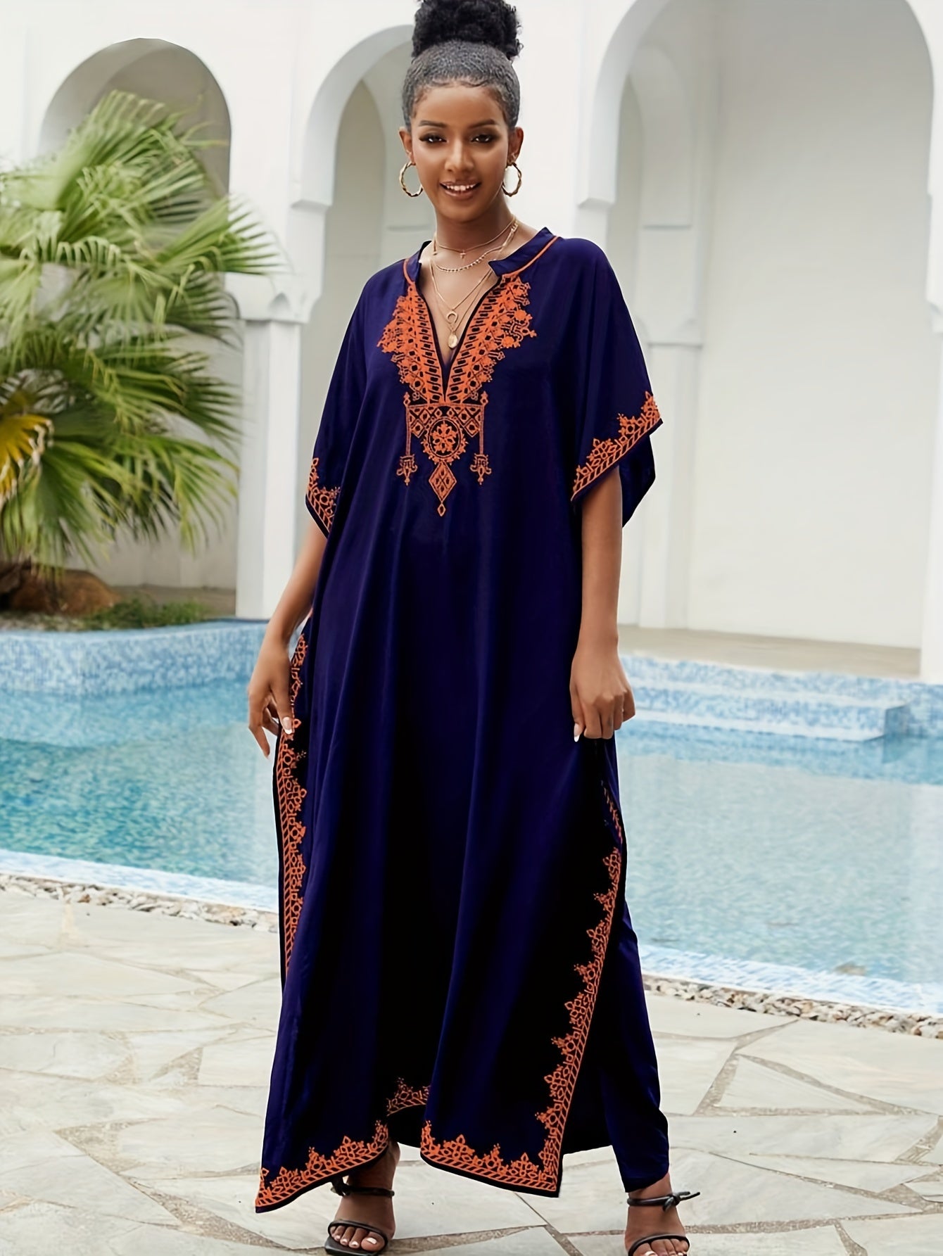 Embroidered Batwing Sleeve Kaftan Dress