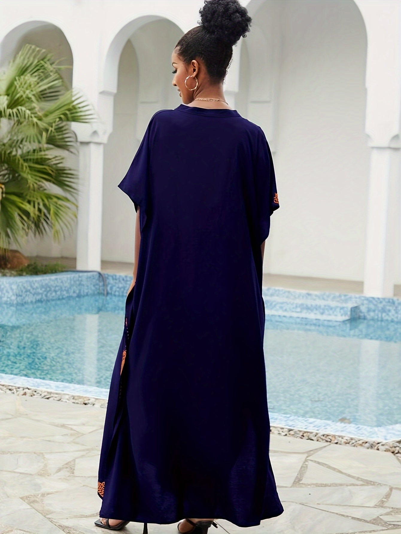 Embroidered Batwing Sleeve Kaftan Dress