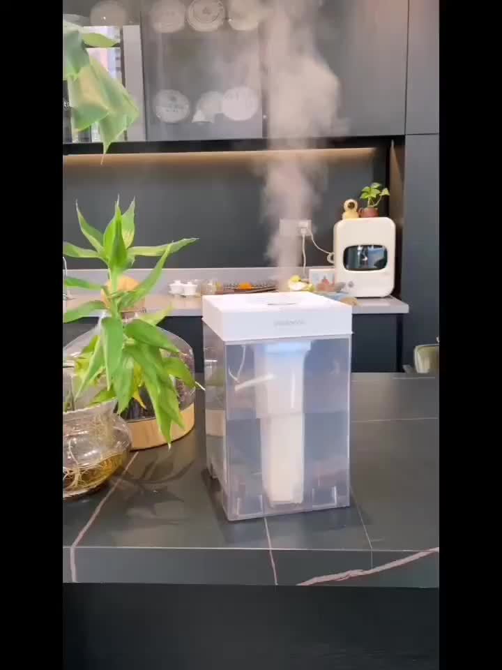 Grey Cold Mist Humidifier with Adjustable Speeds